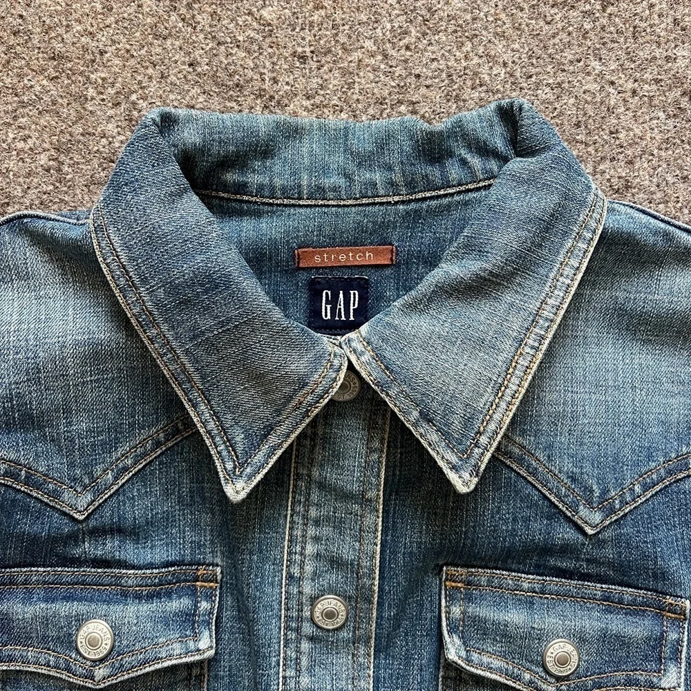 Vintage‎ Gap Blue Denim Jean Jacket Women’s Small Western Rodeo Snap Close Y2K